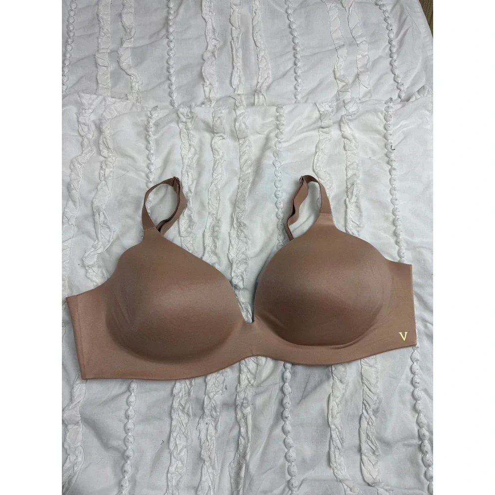 Victoria's Secret Lined Semi Demi Bra Tan Nude 32DDD Smooth Seamless Bra